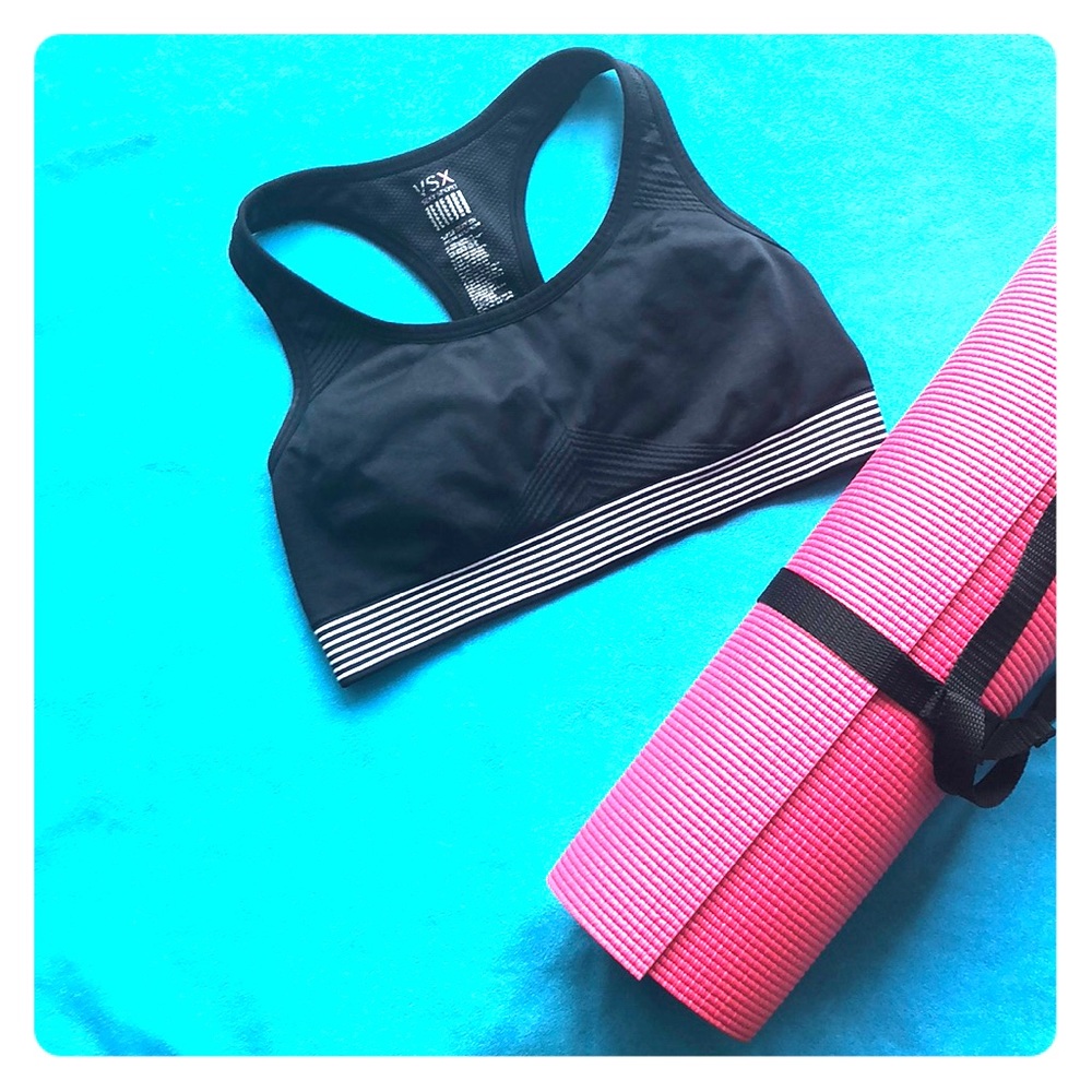 VSX sports bra. - Picture 1 of 5